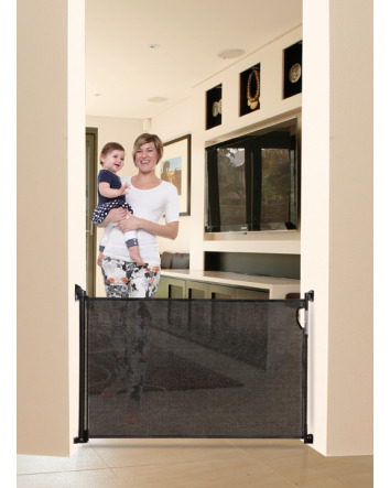 RETRACTABLE GATE BLACK - FITS OPENINGS UP TO 140cm